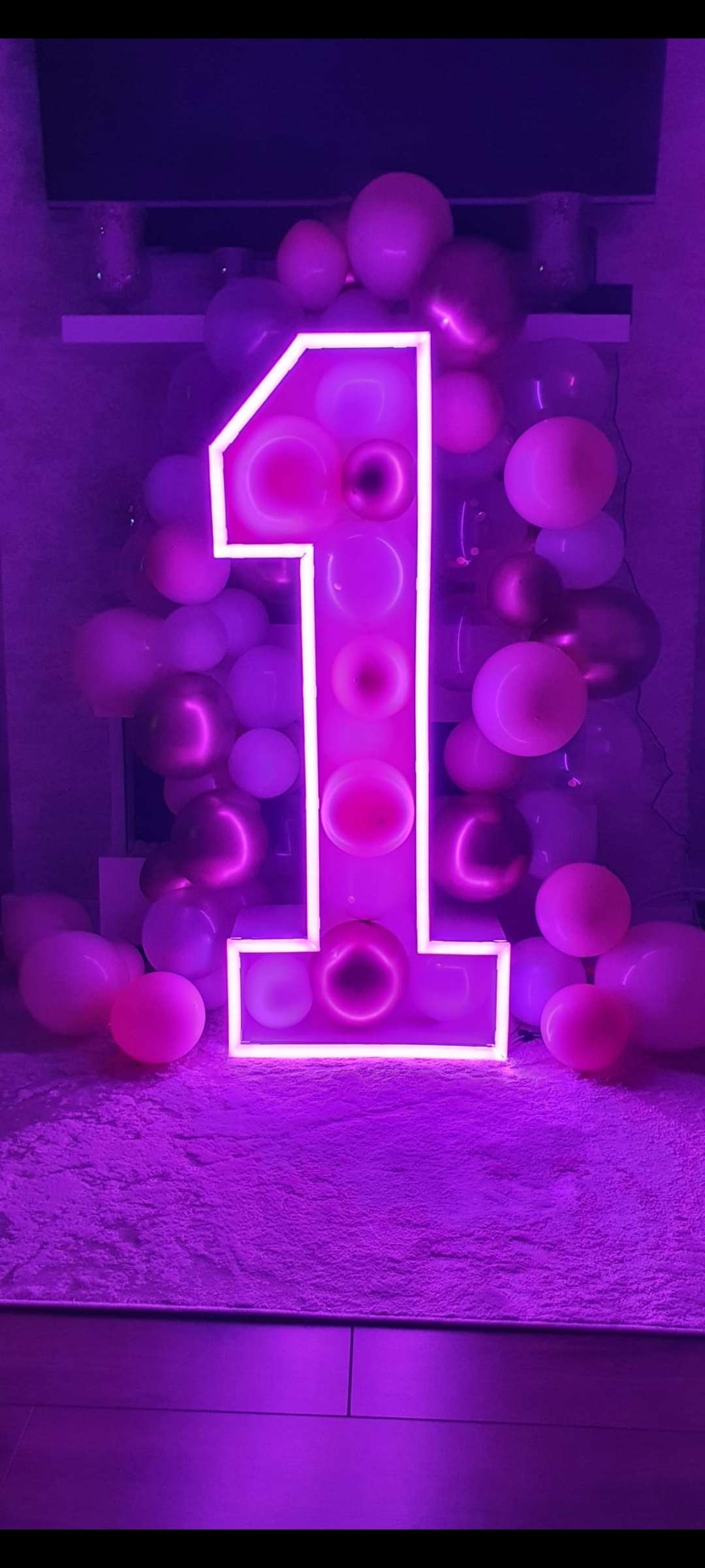 picture of neon number